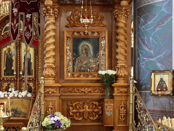 Богородица Умиление - келейный образ св. Серафима